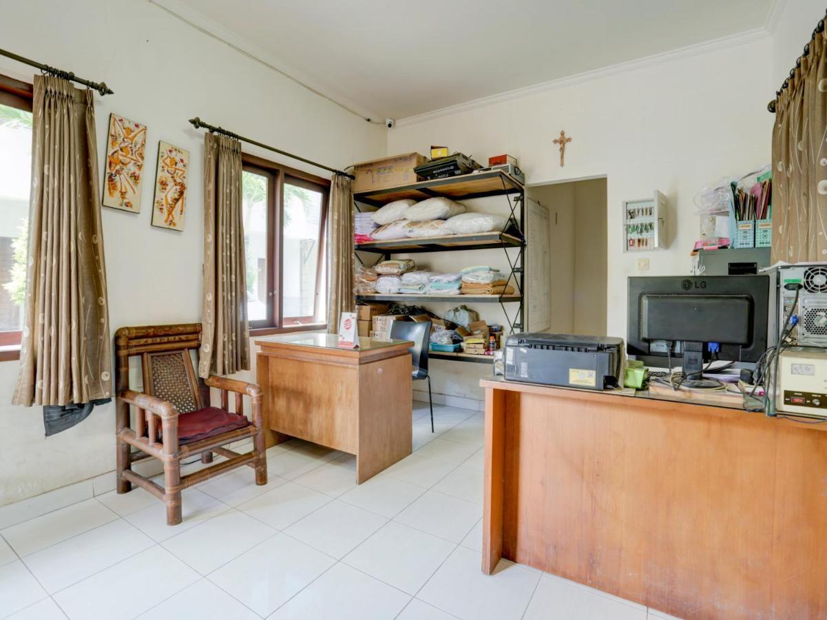 Oyo Flagship 90754 Alamanda Guesthouse Denpasar Dış mekan fotoğraf